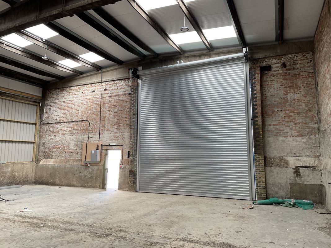 1,060 Sq Ft , Highview Farm, New Years Green Lane UB9 - Available