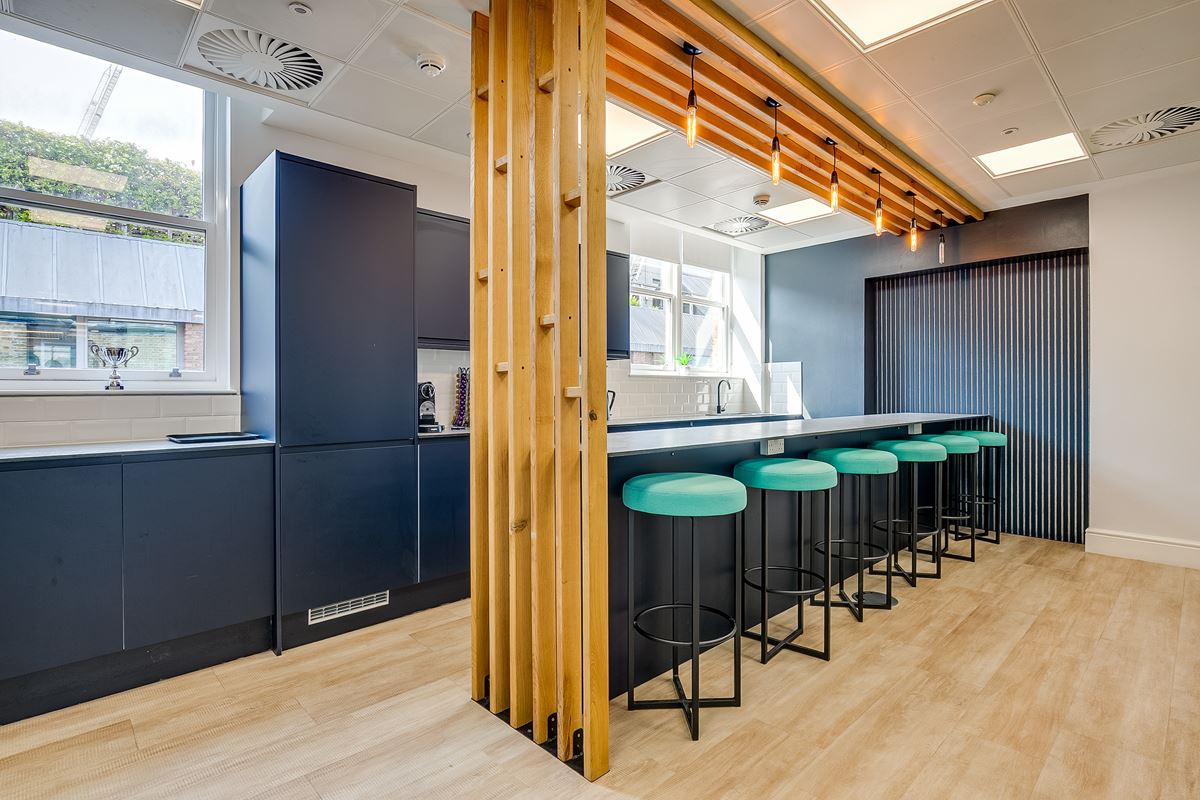 2,513 Sq Ft , 11 - 15, Wigmore Street W1U - Available