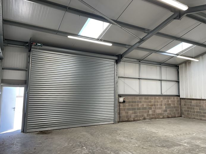 1,200 to 2,400 Sq Ft , Peashell Farm OX29 - Available
