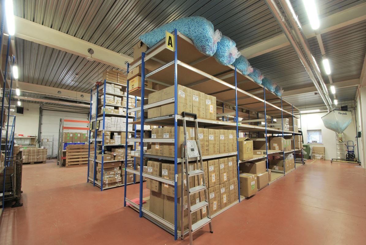 9,480 Sq Ft , Book End OX29 - Under Offer