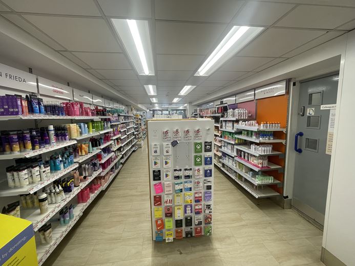 2,827 Sq Ft , 221 Banbury Road OX2 - Available