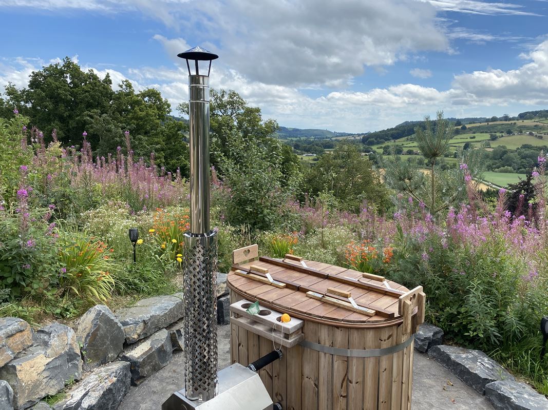 2.3 acres , Llangyniew SY21 - Available