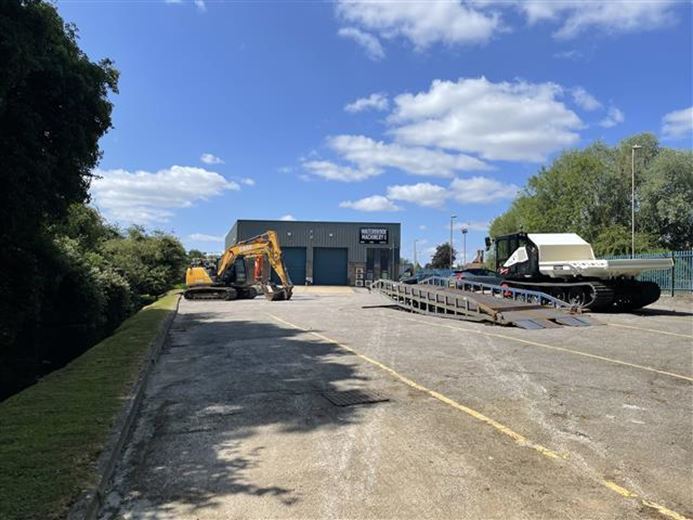 20,917 Sq Ft , 13 Mill Lane GU34 - Available