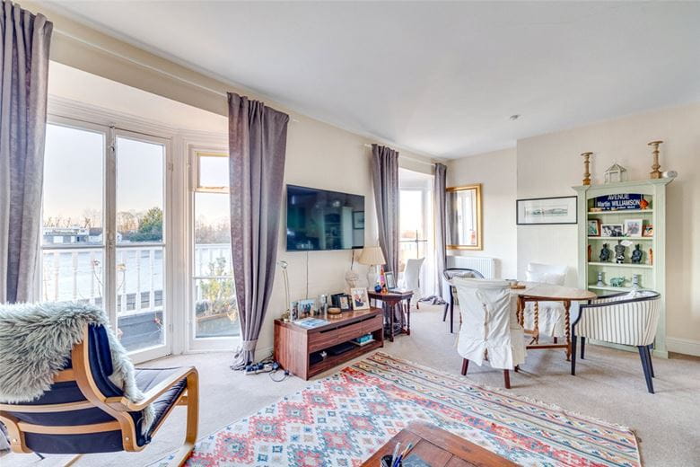 2 bedroom flat, The Terrace, London SW13 - Let Agreed