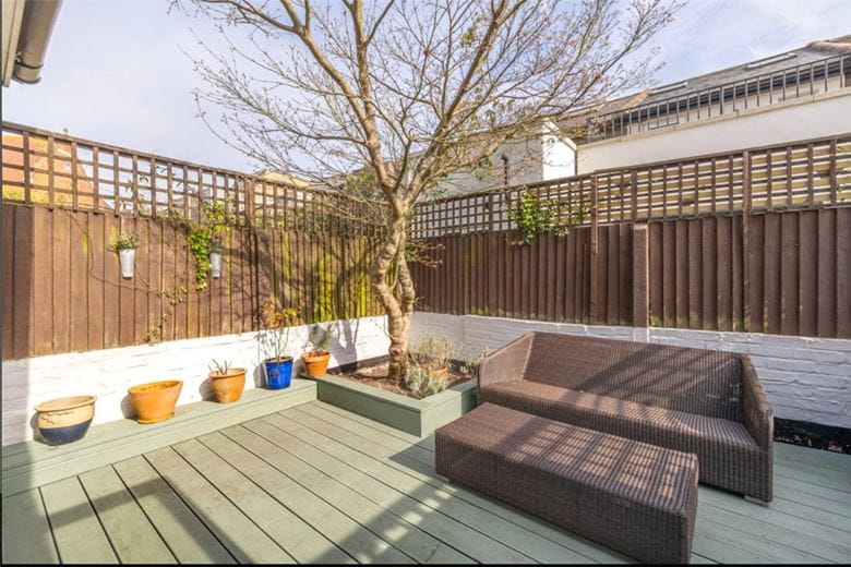 4 bedroom house, Cross Street, London SW13 - Let Agreed