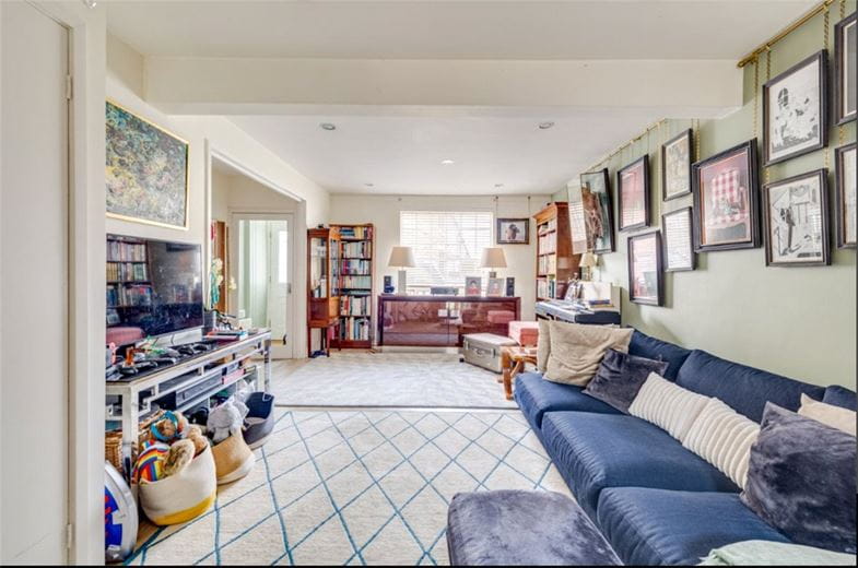 4 bedroom house, Cross Street, London SW13 - Let Agreed