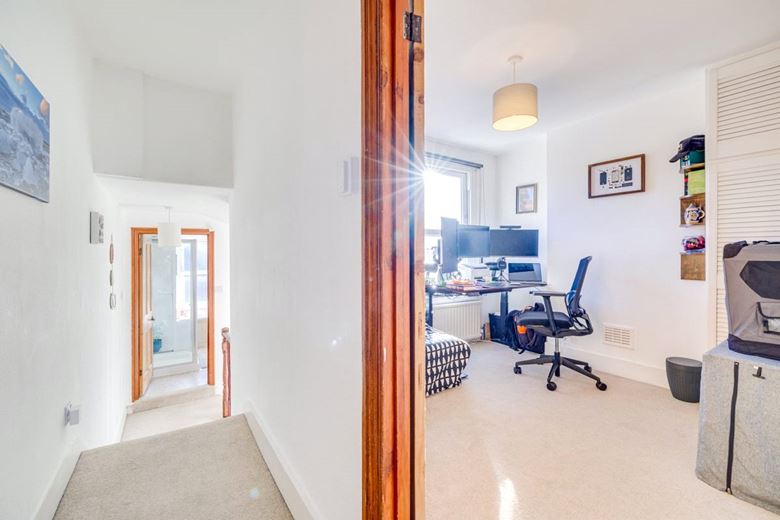 2 bedroom house, Thorne Street, London SW13