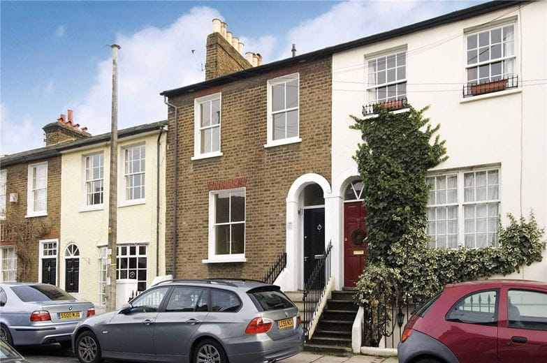 1 bedroom flat, Archway Street, London SW13 - Let Agreed