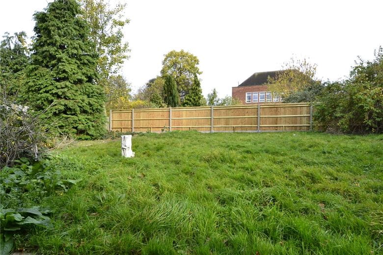 3 bedroom cottage, Richmond Road, Kingston Upon Thames KT2