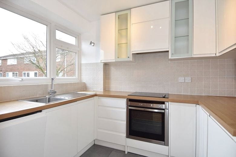 4 bedroom house, Woodville Road, Richmond TW10 - Let Agreed