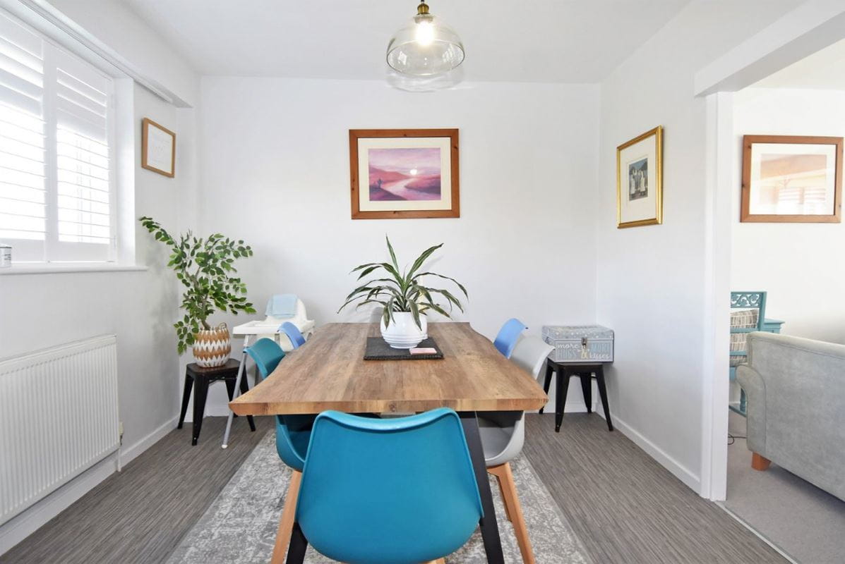 2 bedroom maisonette, Watermill Close, Richmond TW10 - Let Agreed