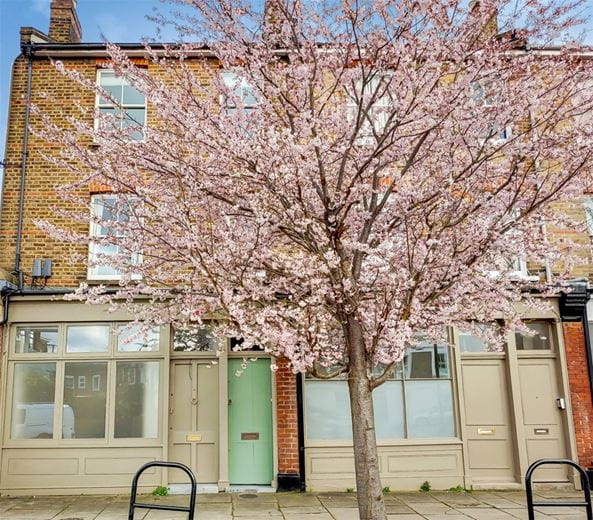 1 bedroom flat, Bradmore Park Road, London W6