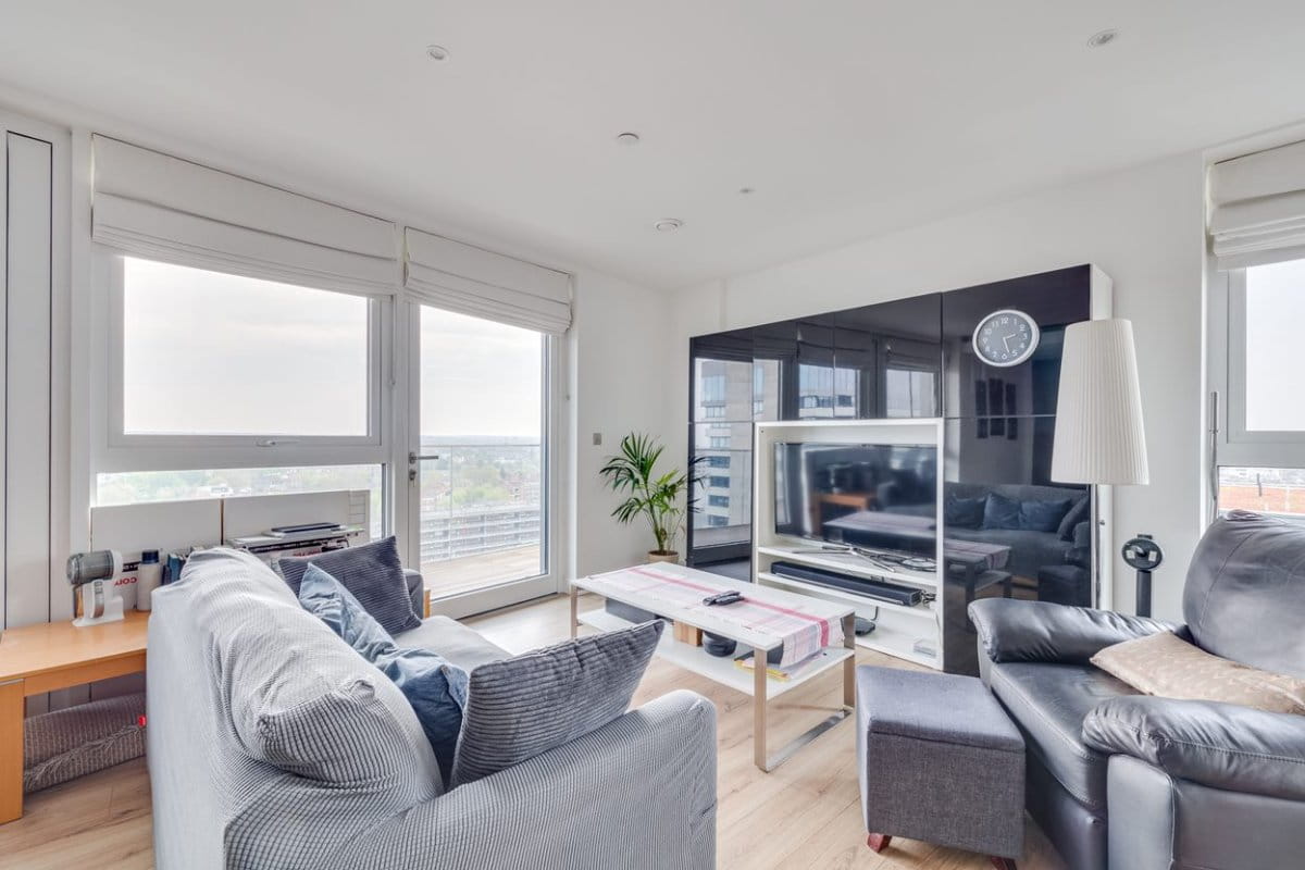 2 bedroom flat, Montpellier House, Glenthorne Road W6