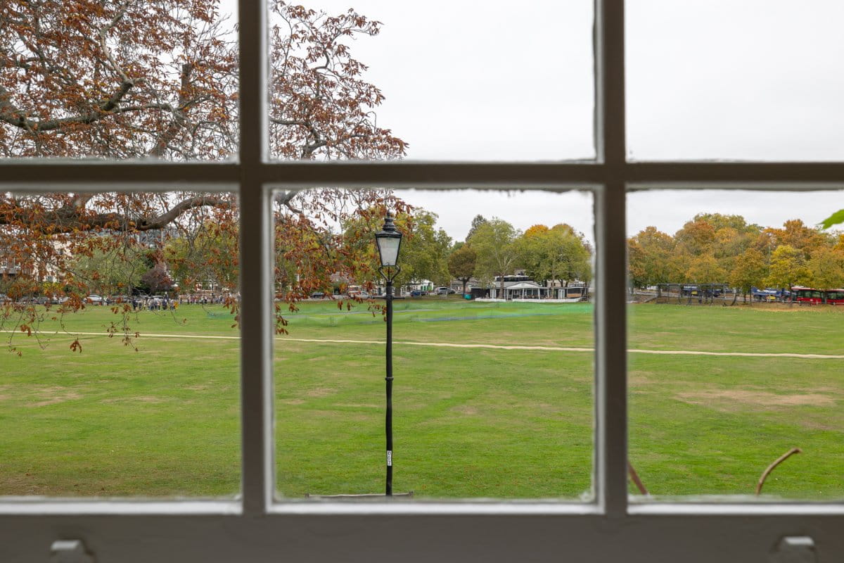 3 bedroom house, Kew Green, Richmond TW9 - Available