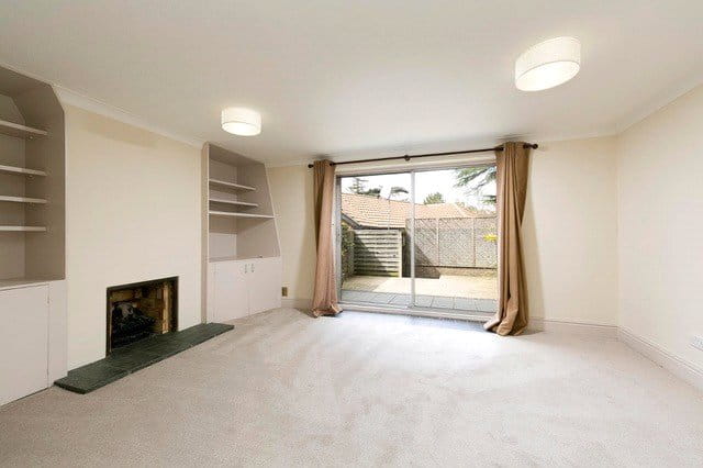 3 bedroom house, Lower Grove Road, Richmond TW10 - Available