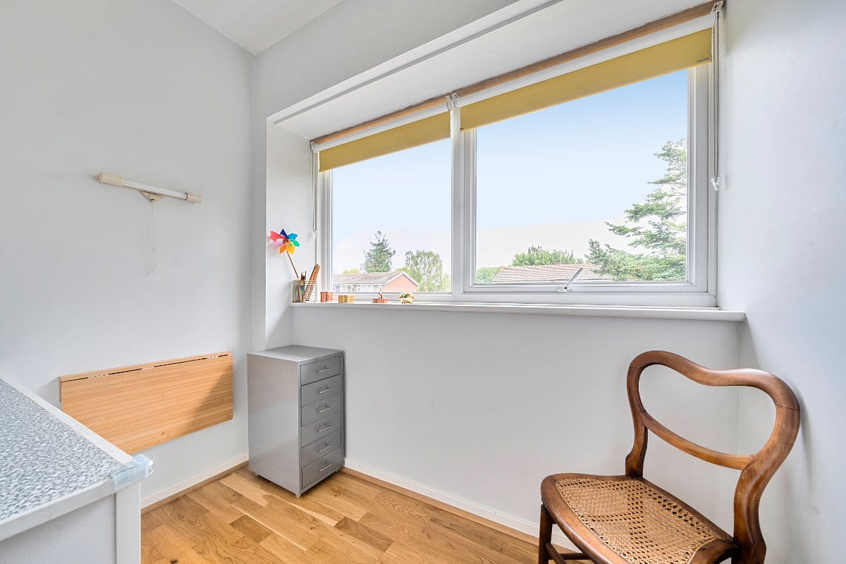 2 bedroom maisonette, Watermill Close, Richmond TW10 - Let Agreed