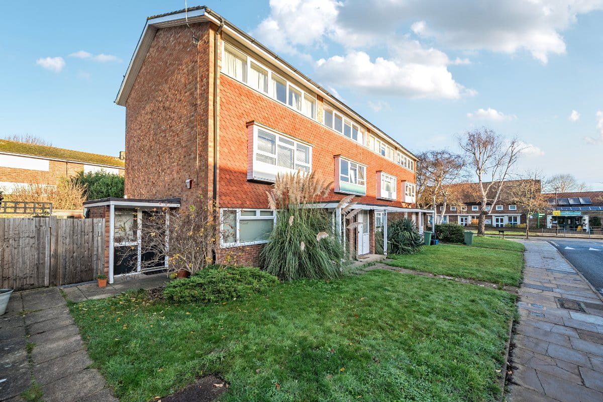 2 bedroom maisonette, Simpson Road, Richmond TW10 - Let Agreed