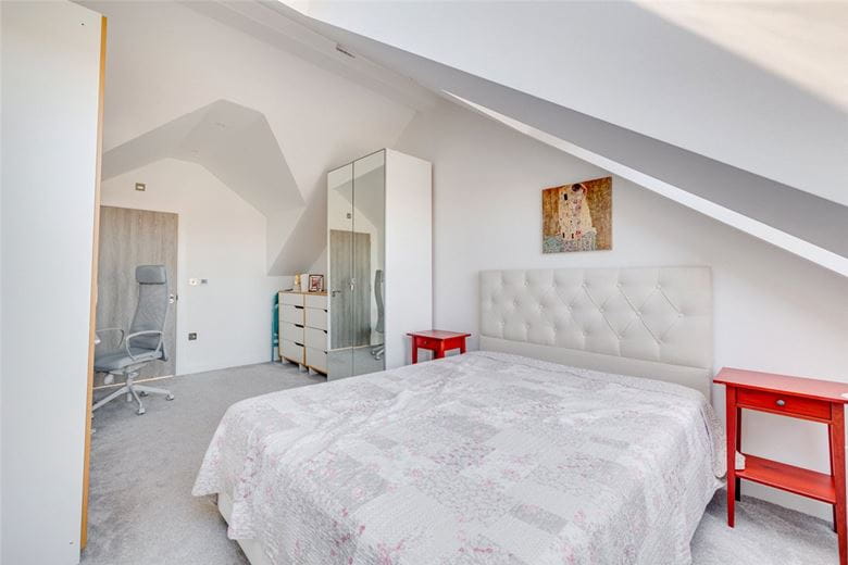 3 bedroom house, Harlow Gardens, Kingston upon Thames KT1