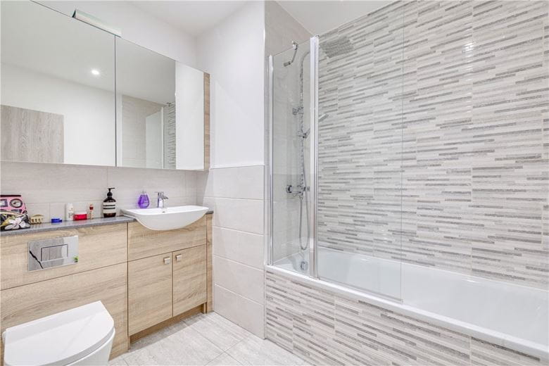 3 bedroom house, Harlow Gardens, Kingston upon Thames KT1 - Under Offer