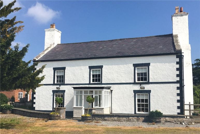 4 bedroom house, The Roe, St. Asaph LL17 - Available