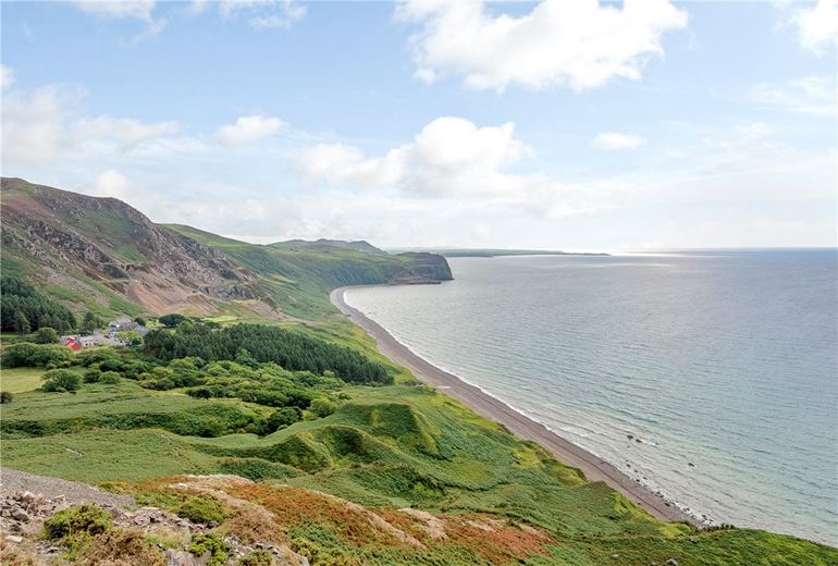 329 acres House, Llithfaen, Pwllheli LL53 - Available
