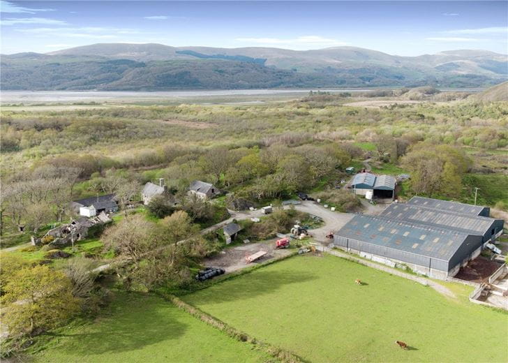 94.1 acres Farm, Tre'r Ddol, Machynlleth SY20 - Available