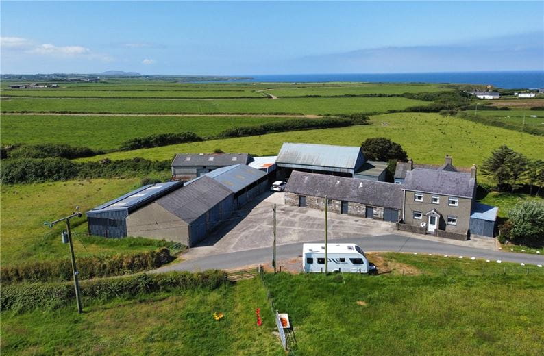 6 acres House, Tudweiliog, Pwllheli LL53 - Available