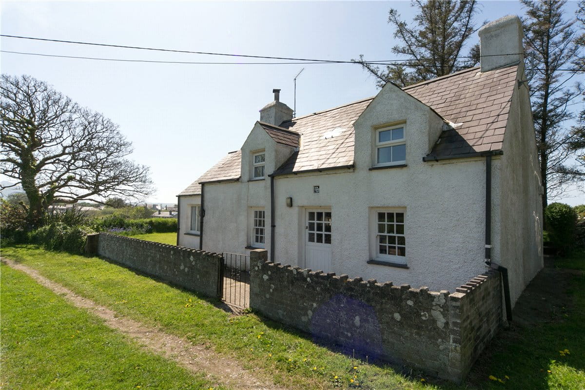 26.7 acres House, Lon Tan Y Bryn, Morfa Nefyn LL53 - Available