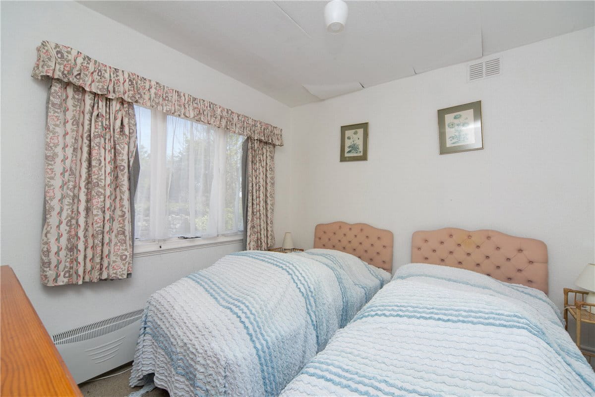 26.7 acres House, Lon Tan Y Bryn, Morfa Nefyn LL53 - Available