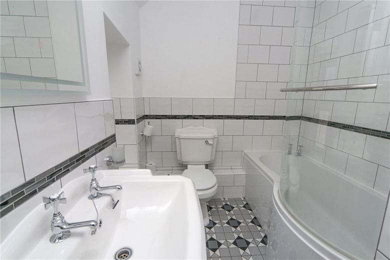  bedroom house, Sarnau, Bala LL23 - Available