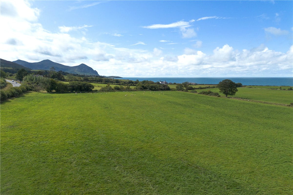 47.7 acres Land, Land At Bachwen, Clynnog Fawr LL54 - Available