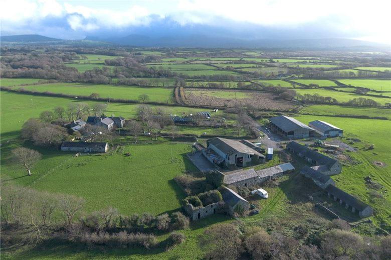 265 acres Farm, Pontllyfni, Caernarfon LL54 - Available