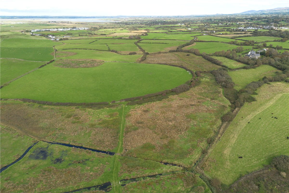 901 acres Country Estate, Caernarfon, Gwynedd LL54 - Available