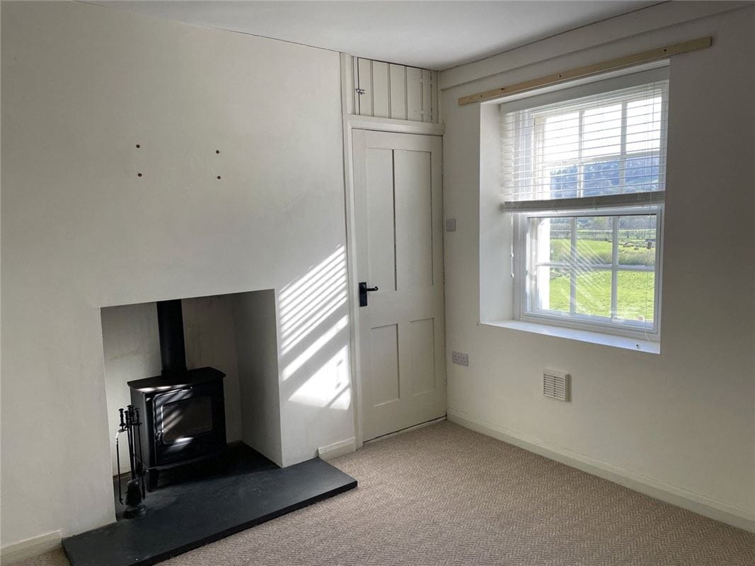 2 bedroom cottage, Eglwysbach, Colwyn Bay LL28 - Available