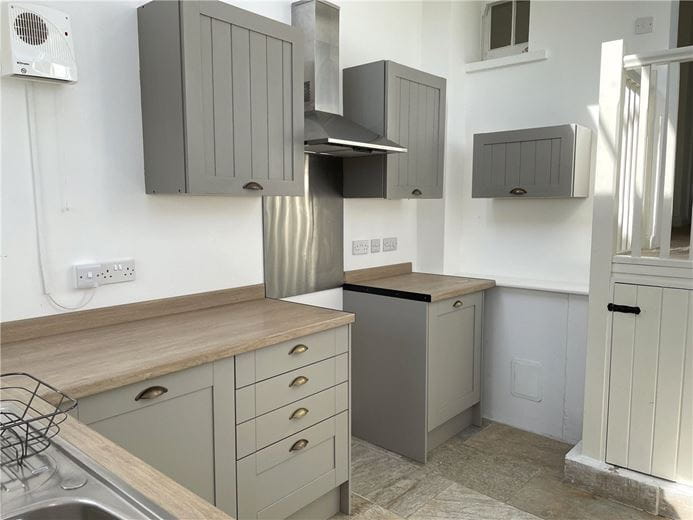 2 bedroom cottage, Eglwysbach, Colwyn Bay LL28 - Available