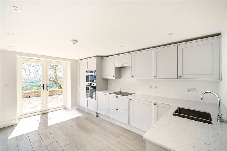 2 bedroom cottage, Bath Road, Colerne SN14 - Let Agreed