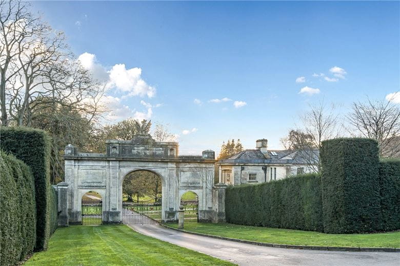 3 bedroom house, Badminton Road, Old Sodbury BS37