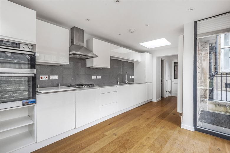 4 bedroom house, Charlotte Street, Bath BA1