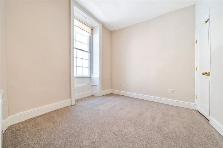 1 bedroom flat, Westgate Street, Bath BA1 - Available