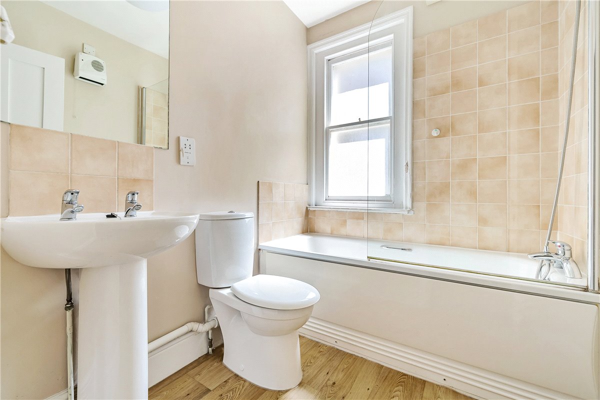 1 bedroom flat, Westgate Street, Bath BA1 - Available