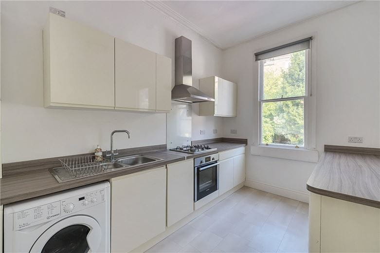 3 bedroom maisonette, Lower Camden Place, Bath BA1