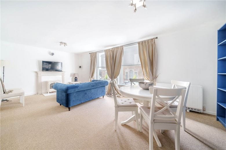 2 bedroom flat, Brock Street, Bath BA1