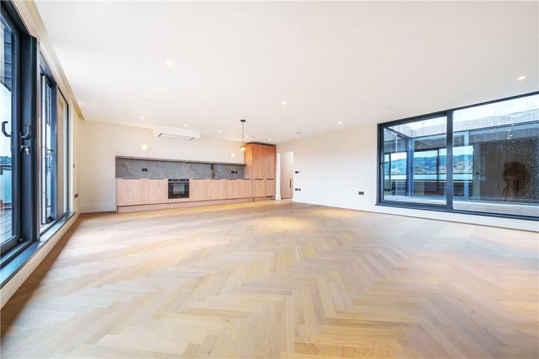2 bedroom flat, Parsonage Lane, Bath BA1 - Let Agreed