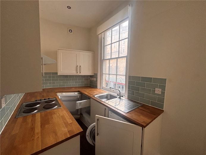 1 bedroom flat, Chatham Row, Bath BA1