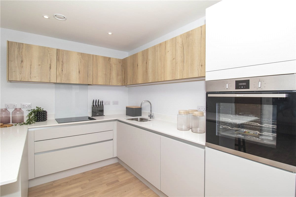 2 bedroom flat, Riverside View, Temple Street BS31