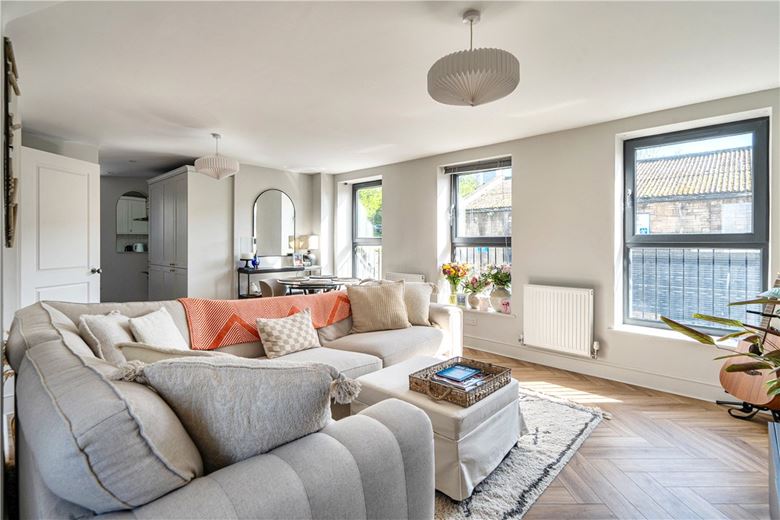 2 bedroom house, Westmoreland Road, Bath BA2