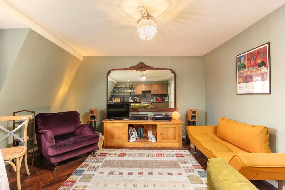 1 bedroom flat, Barton Buildings, Bath BA1