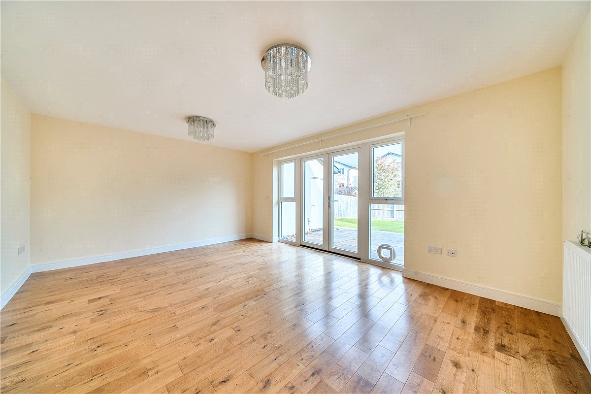 3 bedroom house, Waller Gardens, Lansdown BA1 - Available