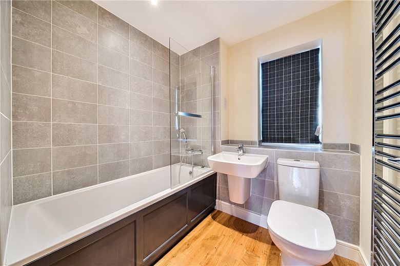 3 bedroom house, Waller Gardens, Lansdown BA1 - Available