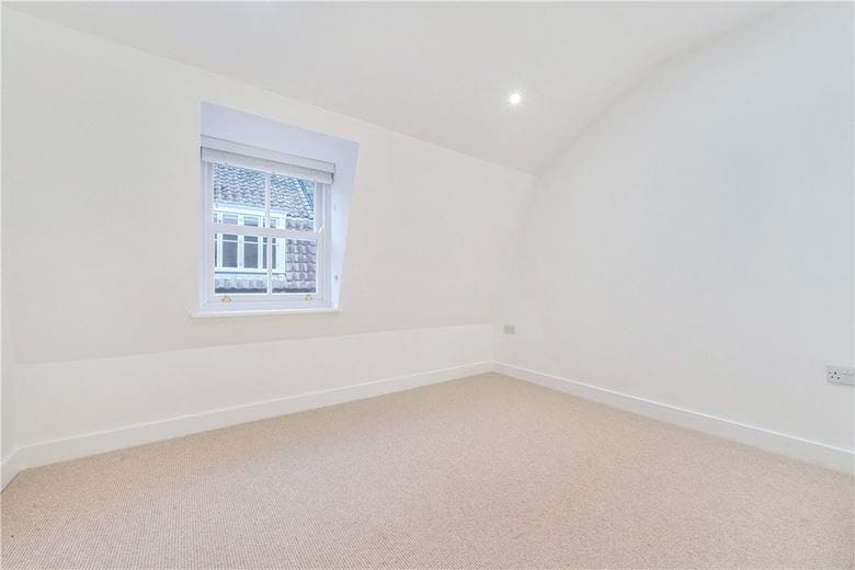2 bedroom flat, Palace Yard Mews, Bath BA1 - Available